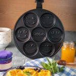 7-Slot Smiley Face Granite Pan With Wooden Handle - Image 2