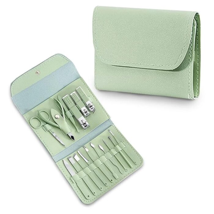 17 Pcs Manicure and Pedicure Nail Care Grooming Set