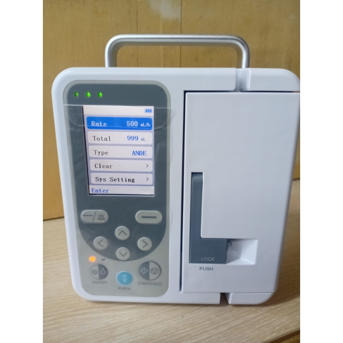 PhotoGrid_Plus_1789549758475 Contec SP750 Volumetric Infusion Pump - Image 1