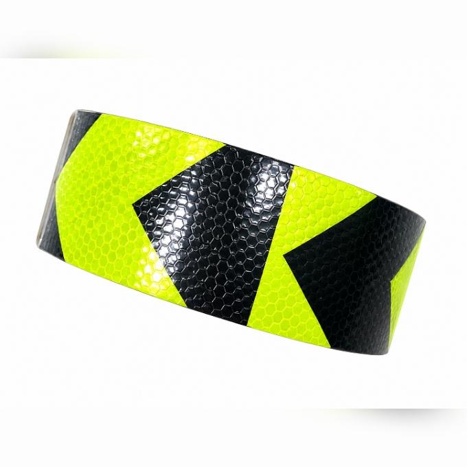 PhotoGrid_Plus_1790854945017 Green High-Visibility Reflective Safety Warning Tape - Image 1